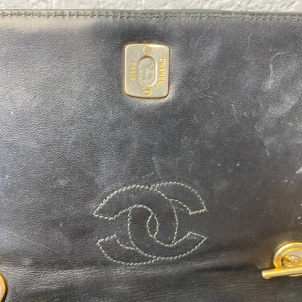 ❌SOLD ON E🅱️🅰️Y❌CHANEL CC black quilted shoulder bag CC logo turn lock Bag 💮 - Picture 12 of 17